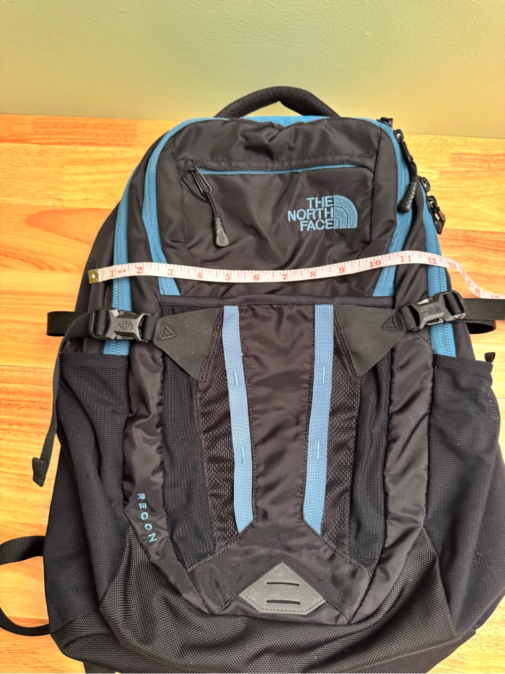 The North Face Recon 30-Liter Backpack (Style: NF0A3KV1 - Picture 3 of 16